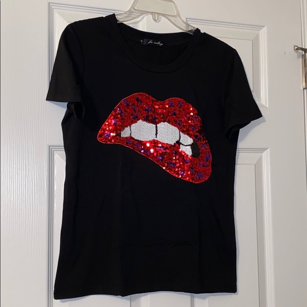 Graphic T, new with tags